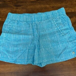 Lilly Pulitzer Seersucker Lounge Shorts – Blue & White – Size M